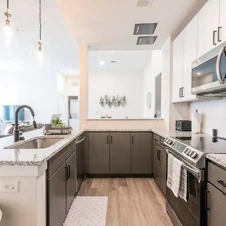 Charming Cozy Apartment With Wi-Fi & Free Parking Charlotte Exterior photo