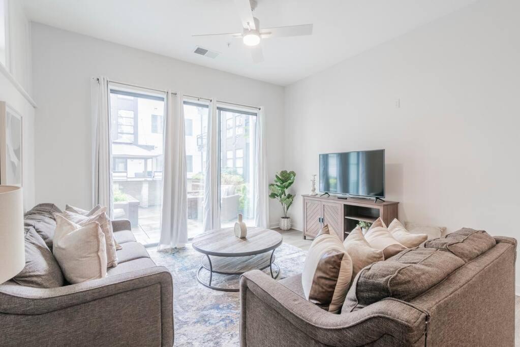Apartamento Charming Cozy With Wi-fi & Free Parking Charlotte